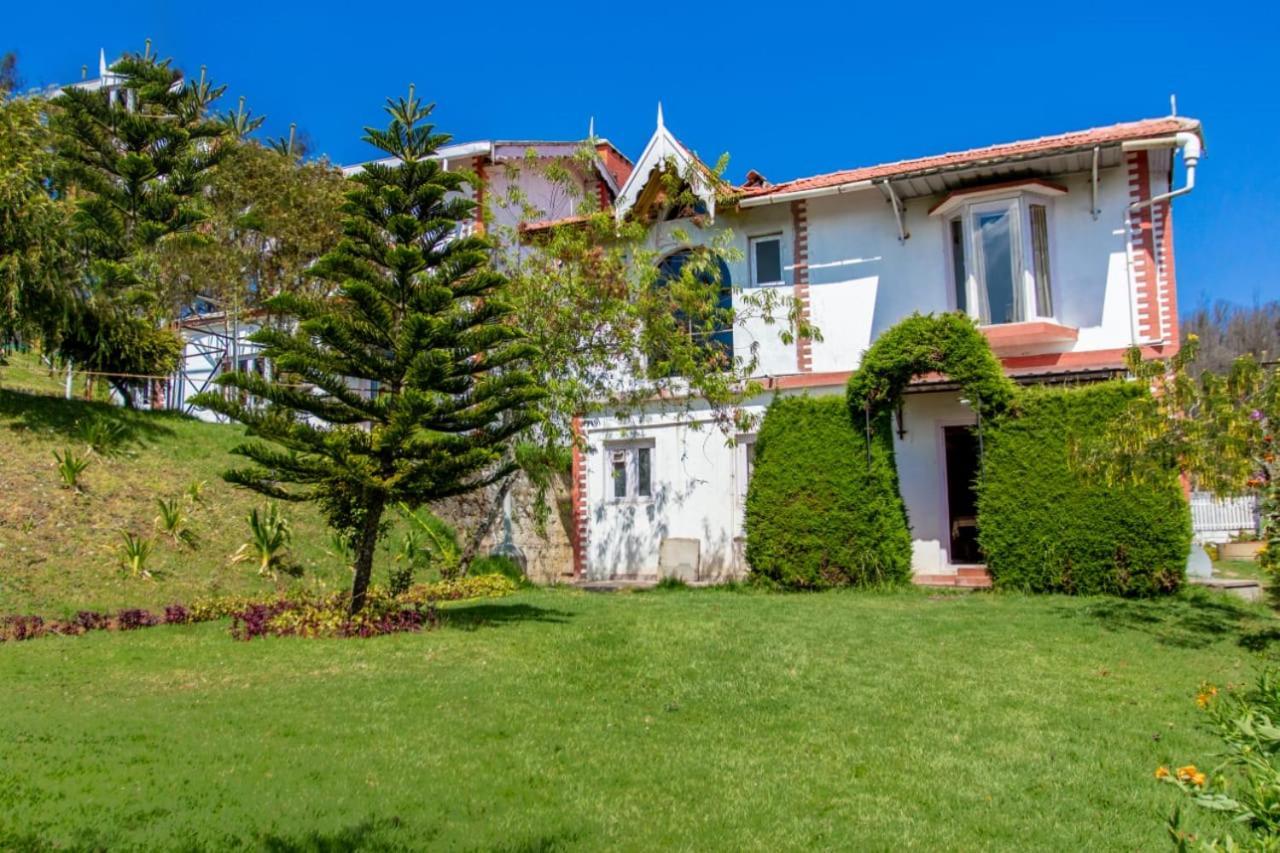 Pine View Stay Ooty Kültér fotó