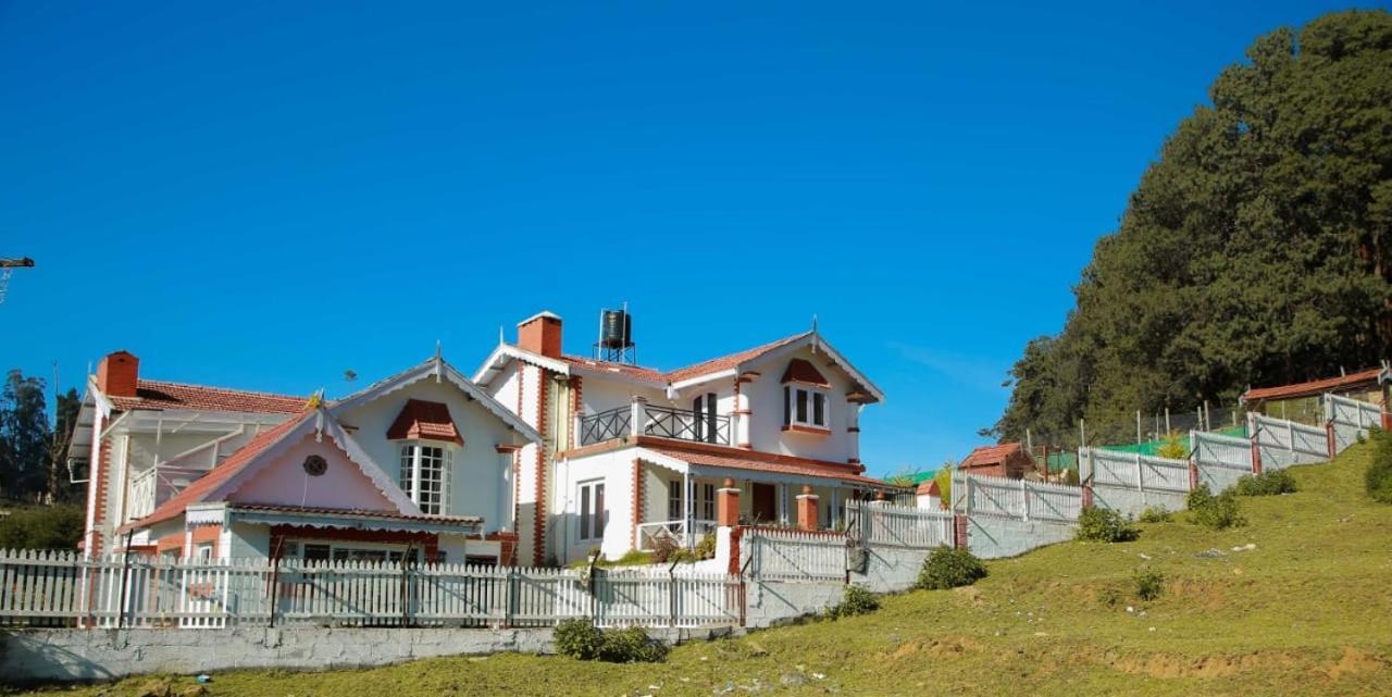 Pine View Stay Ooty Kültér fotó